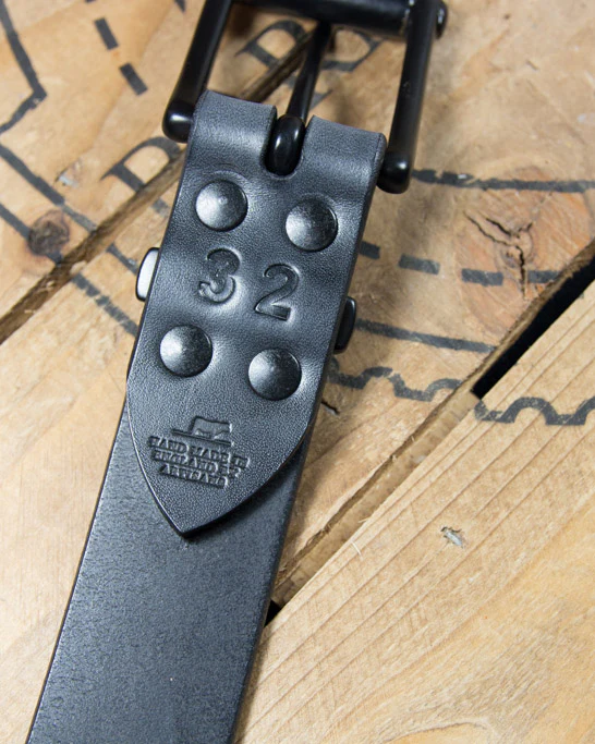 Barnes and Moore Garrison Leather Belt - Black / Black - Image 5