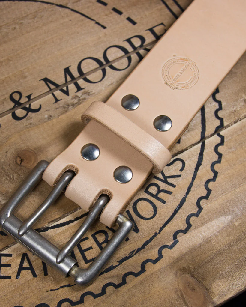 Barnes and Moore Harness Leather Heavyweight Belt - Natural / Nickel - Image 4