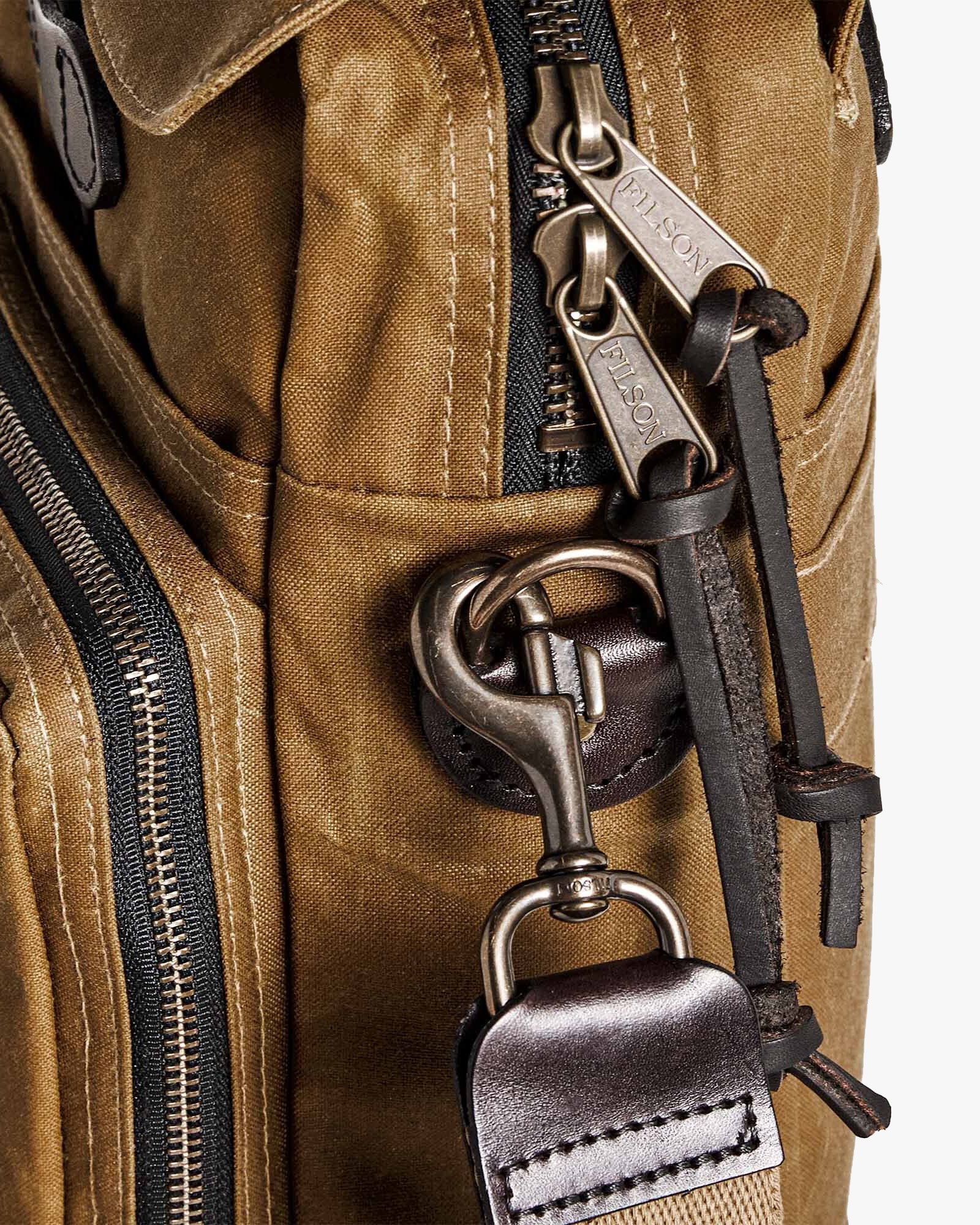 Filson 24 Hour Tin Briefcase - Dark Tan - Image 8