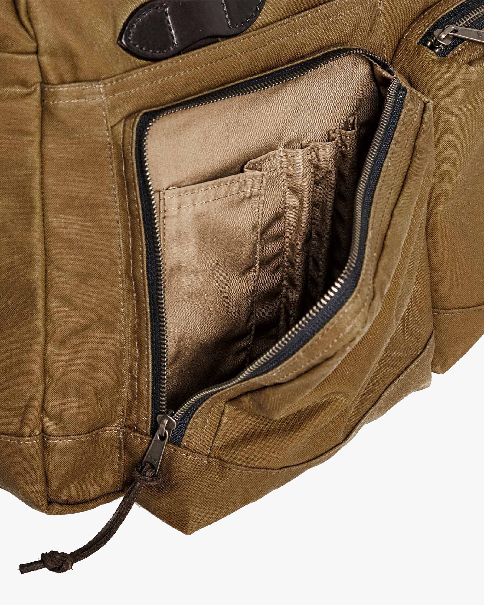 Filson 48 Hour Duffle Bag - Dark Tan - Image 9