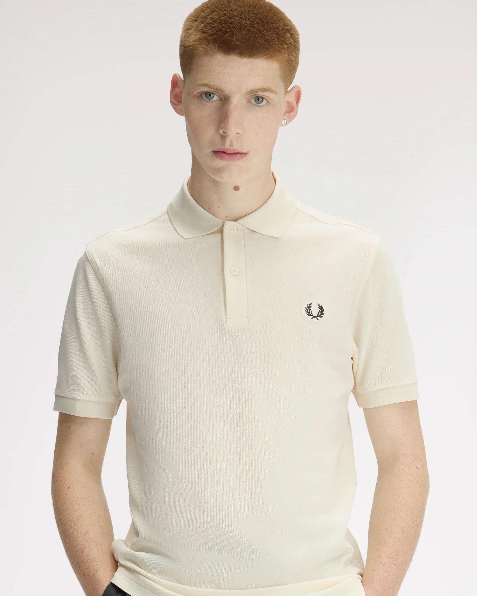 Fred Perry Plain Polo Shirt - Ecru / Grassroots - Image 4