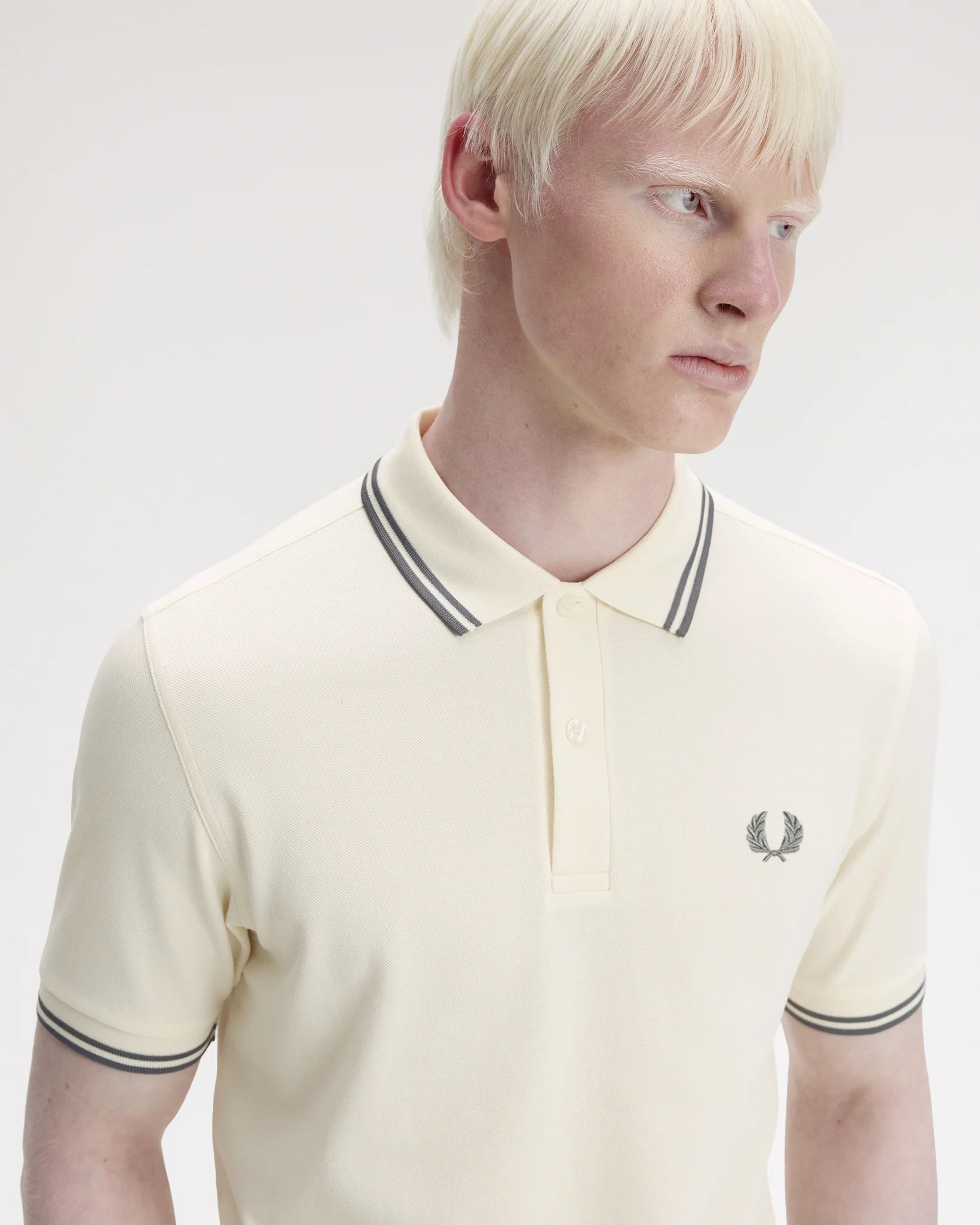 Fred Perry Twin Tipped Polo Shirt - Ecru / Stockport Blue - Image 4