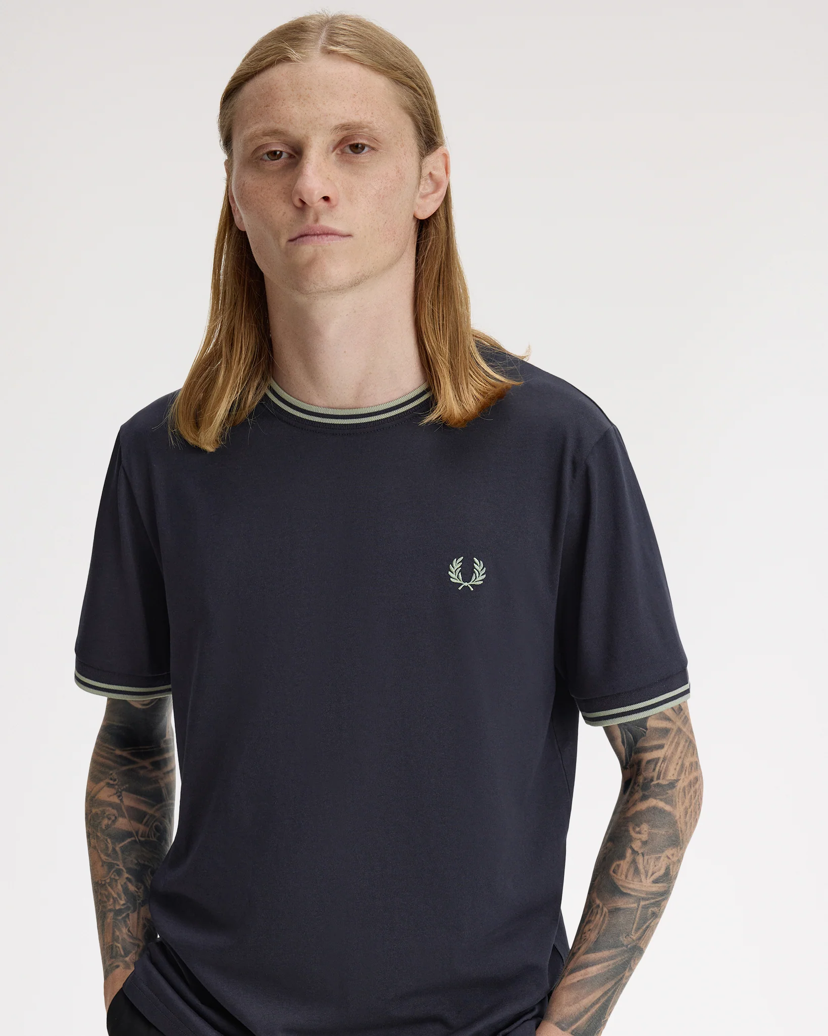 Fred Perry Twin Tipped T Shirt - Navy / Seagrass - Image 4
