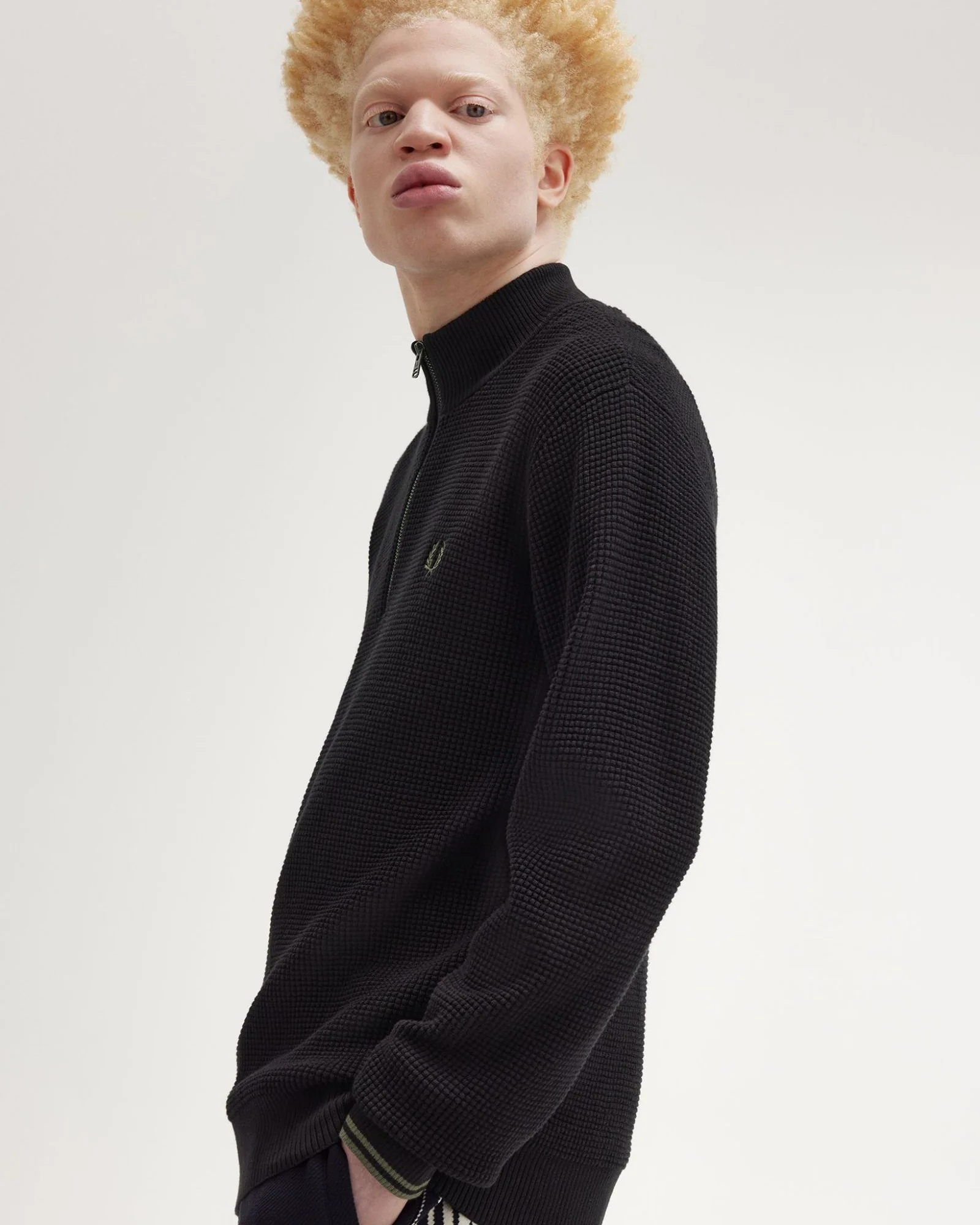 Fred Perry Waffle Stitch Half Zip Jumper - Black - Image 4