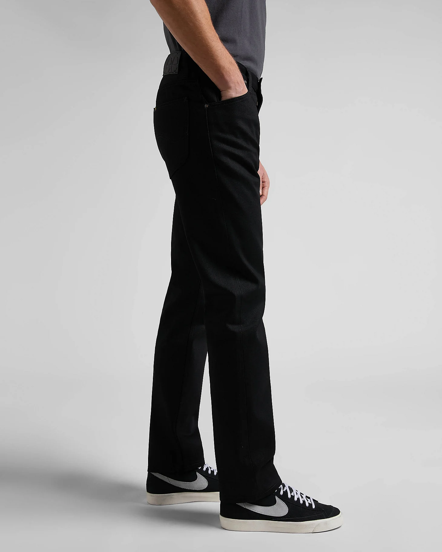 Lee 101 Z Regular Fit Kaihara Recycled Cotton 14oz Selvedge Mens Jeans - Dry Black - Image 3