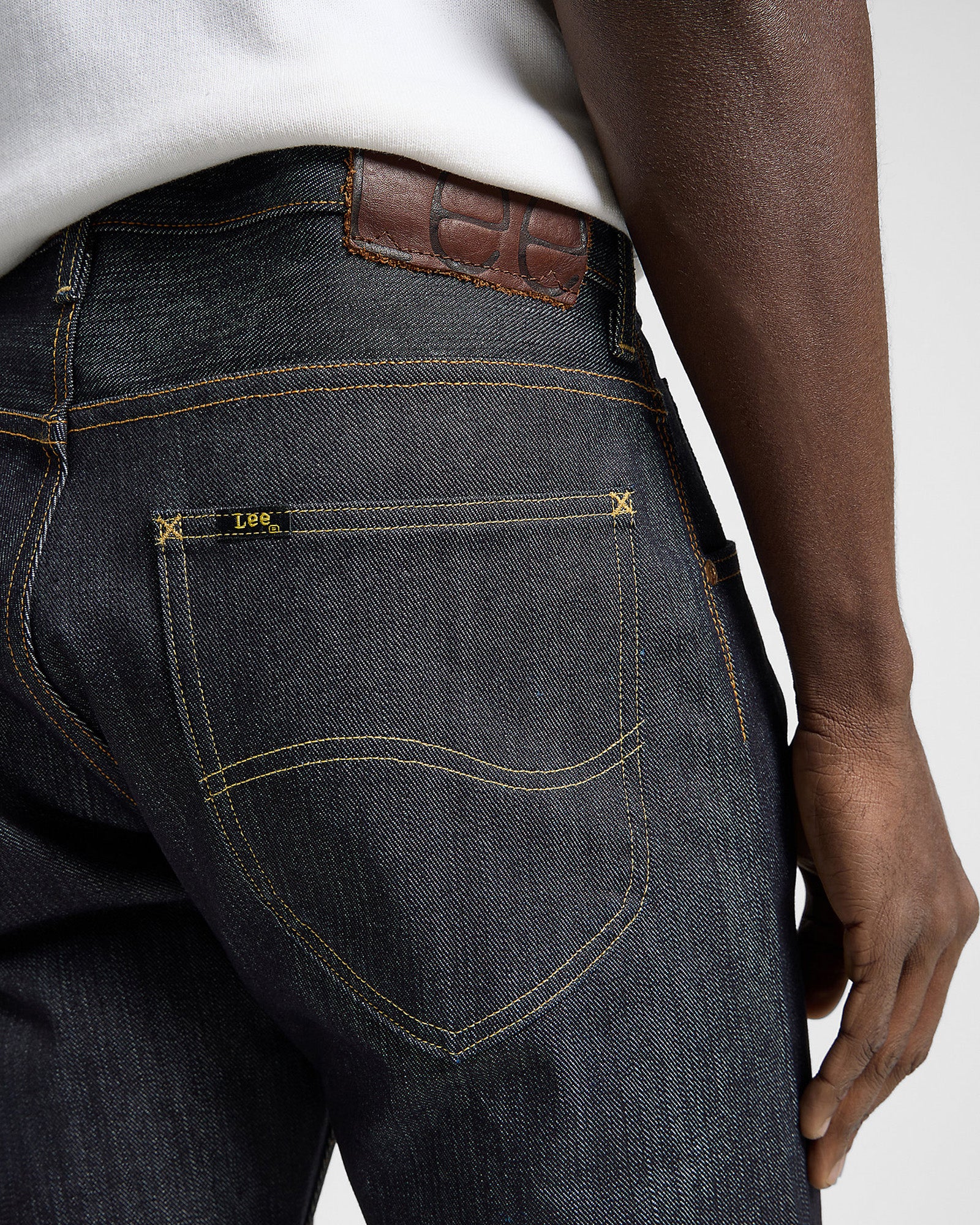 Lee 101 Z Made In Japan Regular Fit Kaihara Recycled Cotton 14.75oz Selvedge Mens Jeans - Dry - Image 5