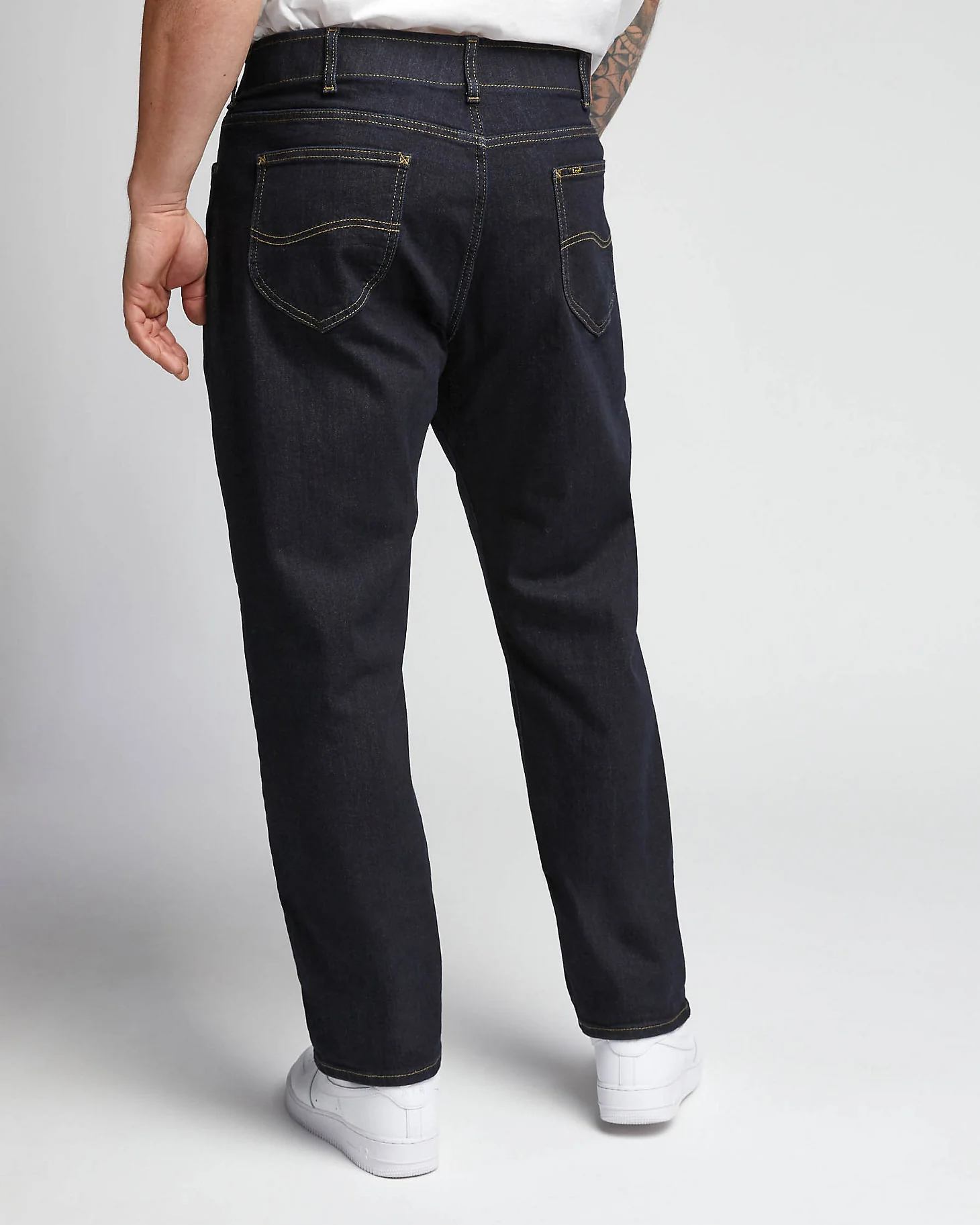 Lee Straight Fit Extreme Motion Mens Jeans - MVP Rinse - Image 3