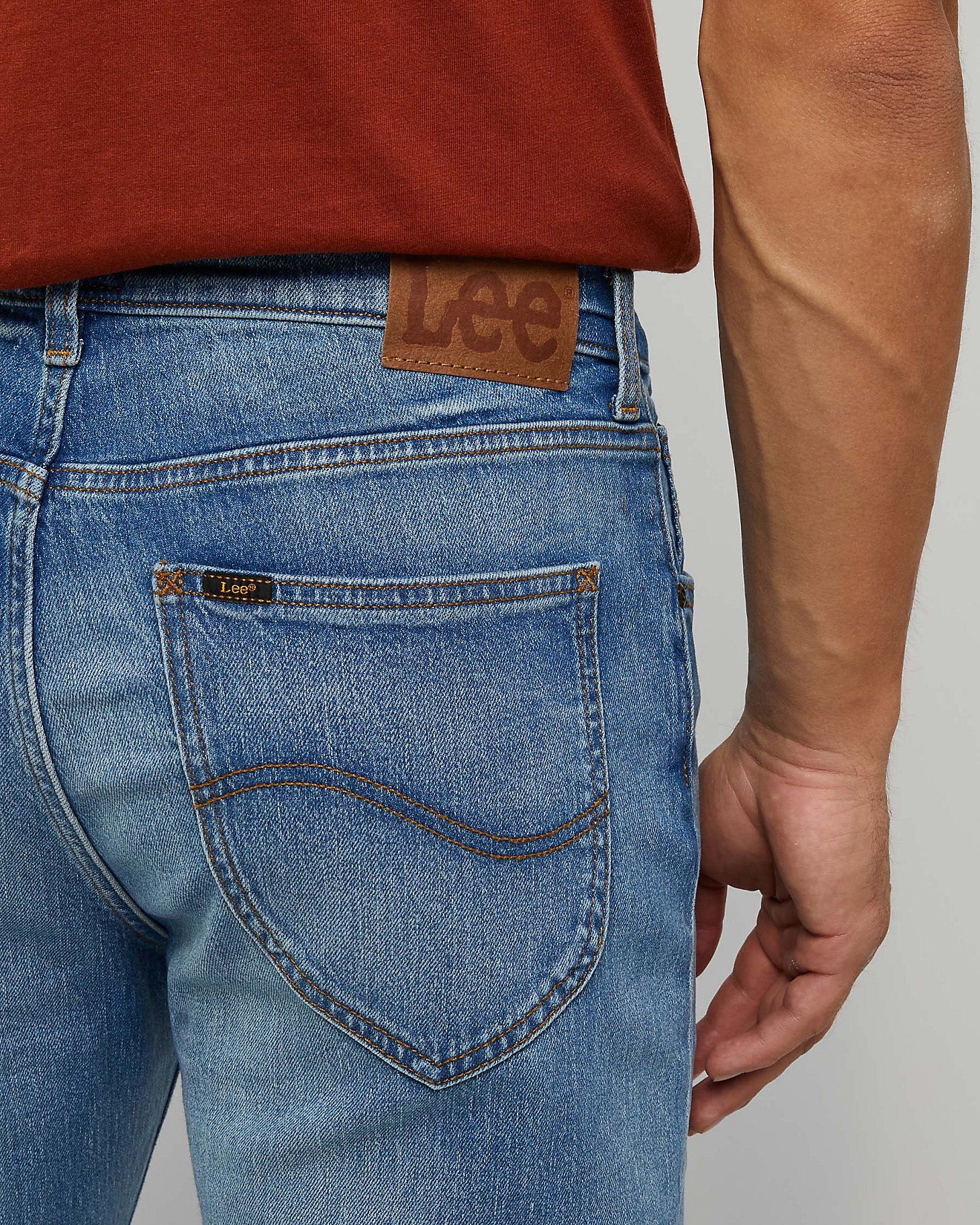 Lee West Relaxed Straight Mens Jeans - Vintage Wear - Image 2