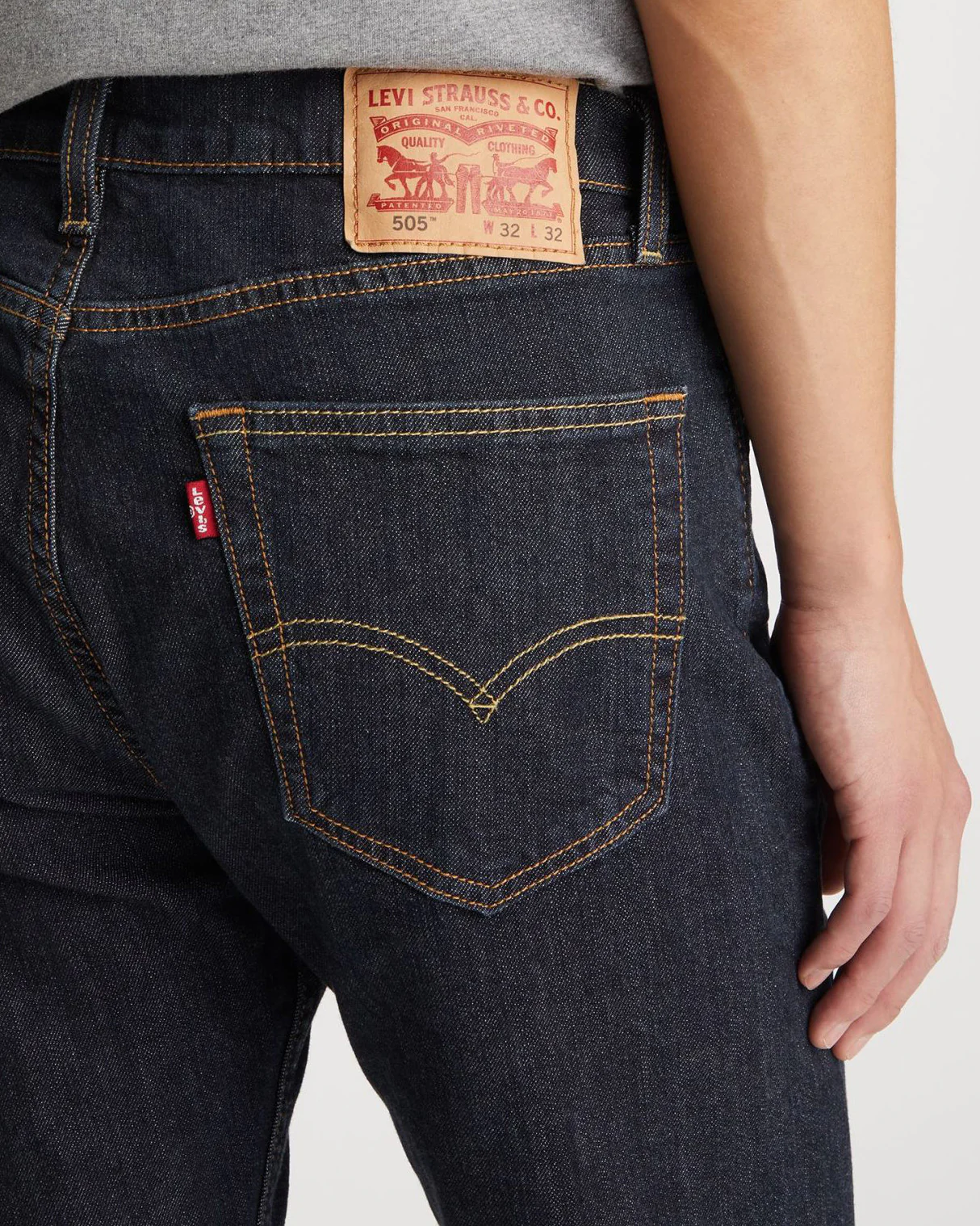 Levi's® 505 Regular Fit Mens Jeans - Dark Rinse - Image 2