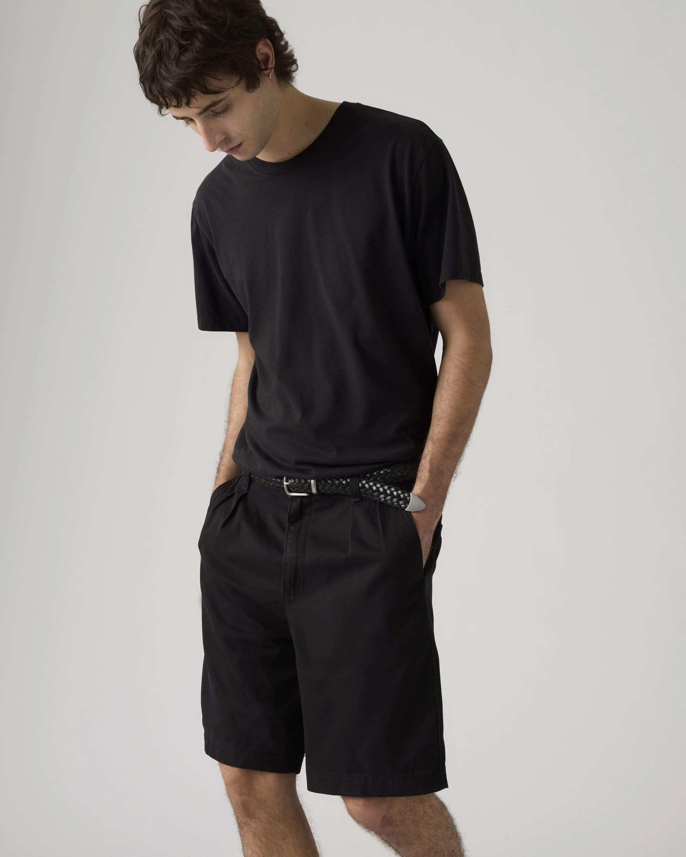 Levi's® Baggy Pleated Shorts - Mineral Black - Image 2