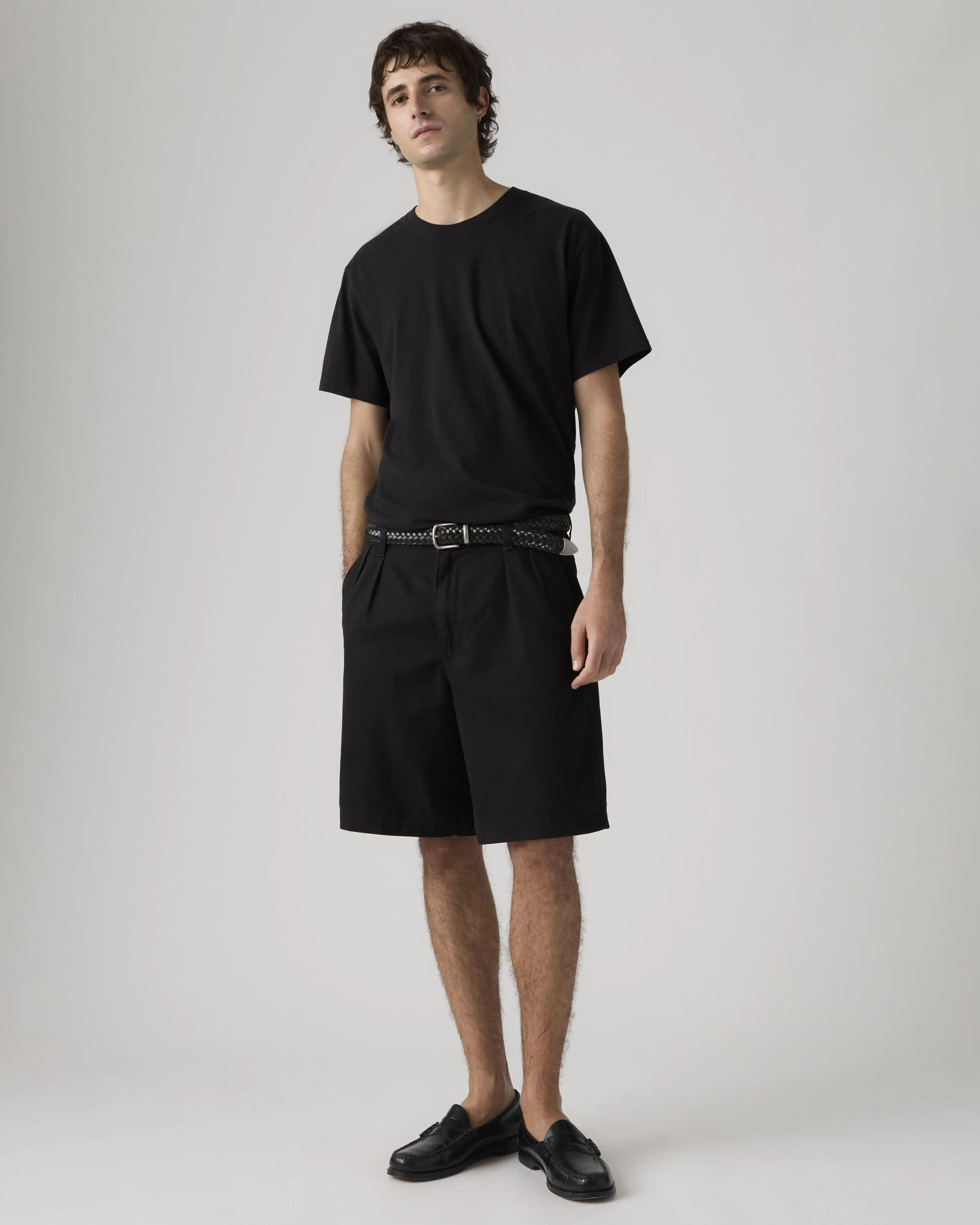 Levi's® Baggy Pleated Shorts - Mineral Black - Image 3