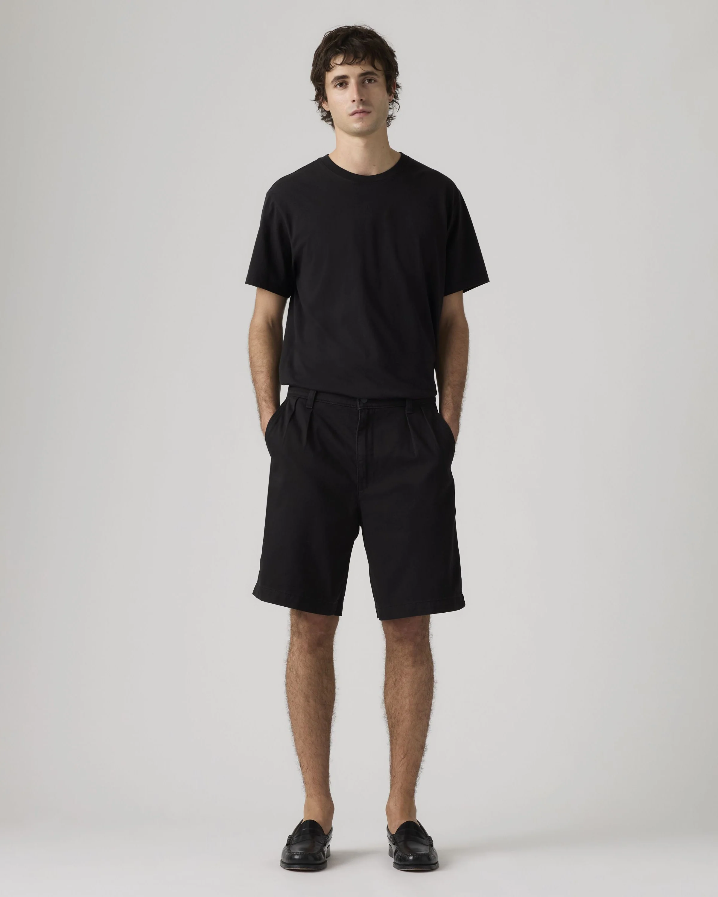 Levi's® Baggy Pleated Shorts - Mineral Black - Image 4