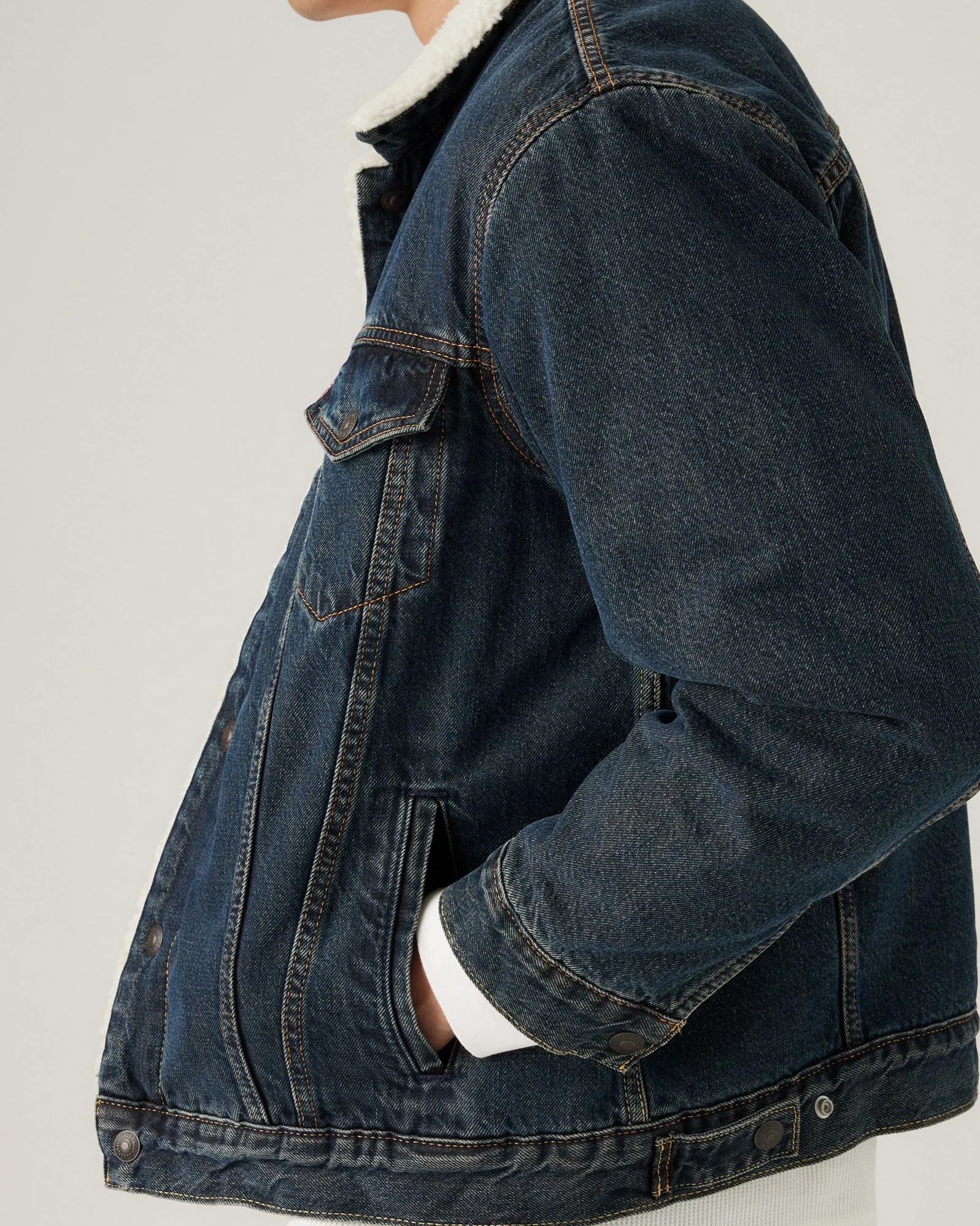Levi's® Relaxed Fit Sherpa Trucker Jacket - Night Shadows - Image 3