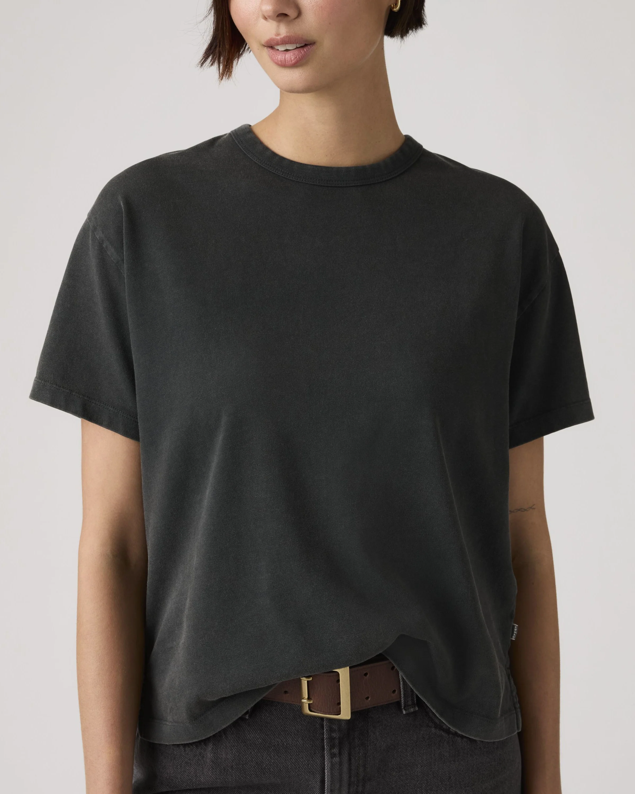 Levi's® Womens Vintage Tee - 90s Fade Washed Black - Image 3