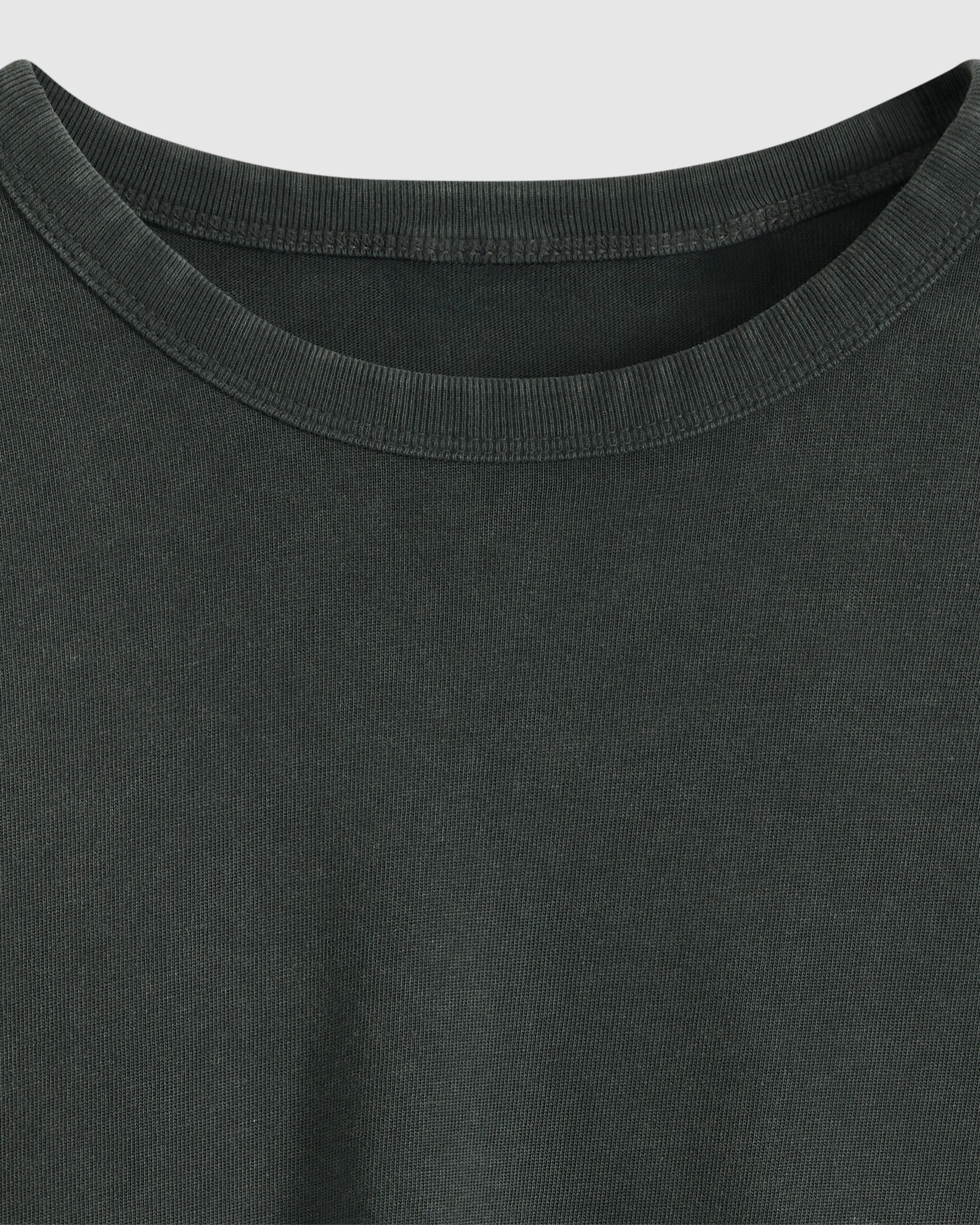 Levi's® Womens Vintage Tee - 90s Fade Washed Black - Image 5