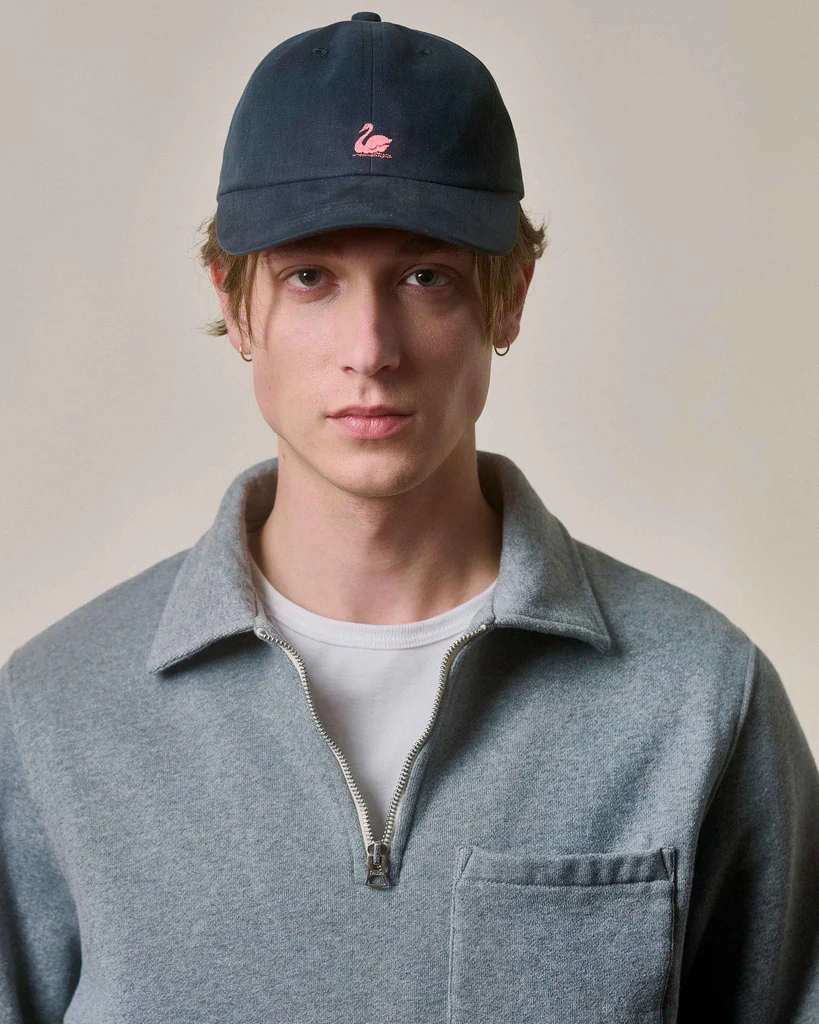 Merz b. Schwanen Good Basics CAP01 Swan Logo Cap - Charcoal - Image 2