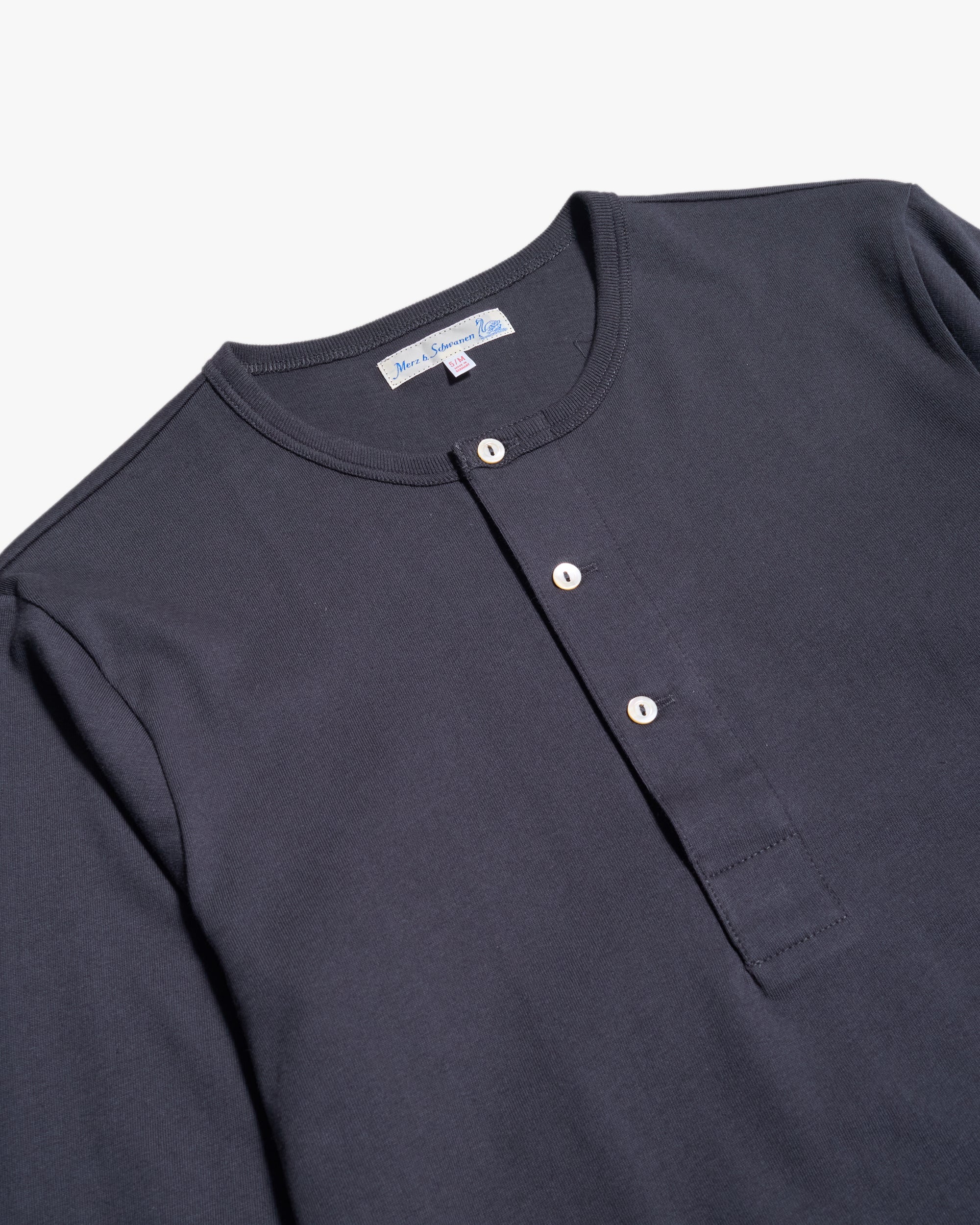 Merz b. Schwanen Good Originals 2M06 6.8oz Classic Fit Sturdy Jersey L/S Henley - Charcoal - Image 2