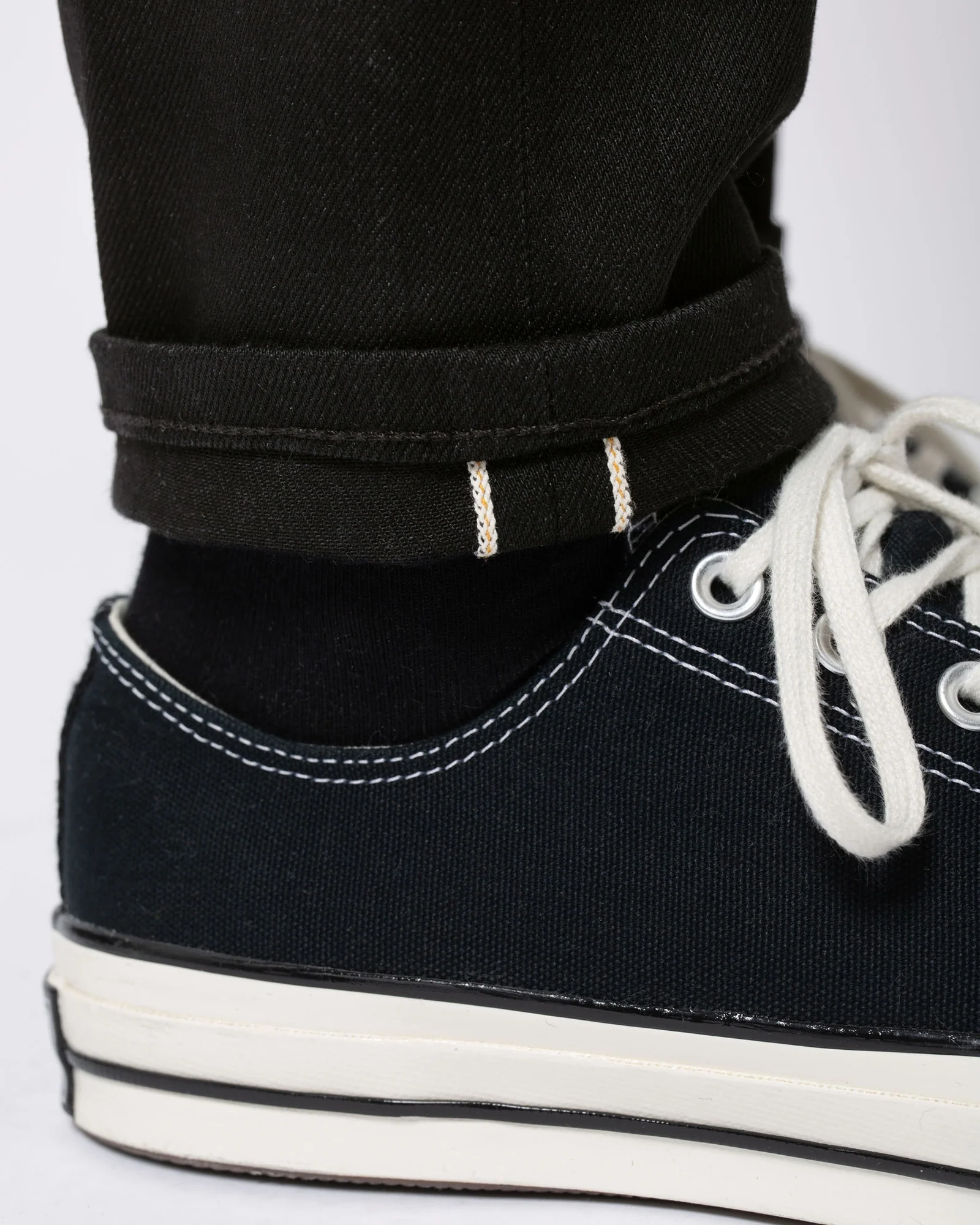 Nudie Lean Dean Slim Tapered Mens Jeans - Dry Black Selvage - Image 2