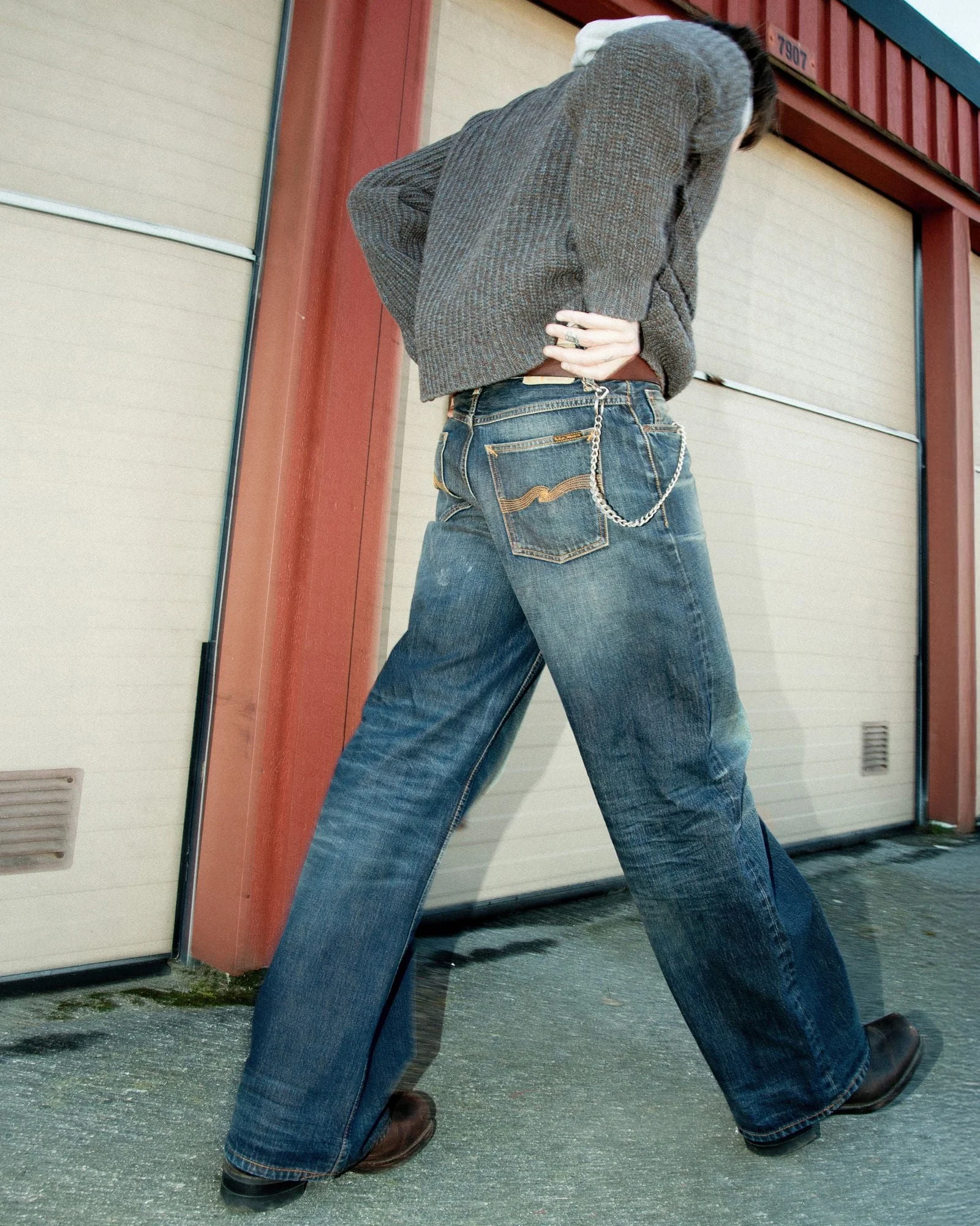 Nudie Loud Larry Loose Fit Wide Leg Mens Jeans - Dirt Wash - Image 2