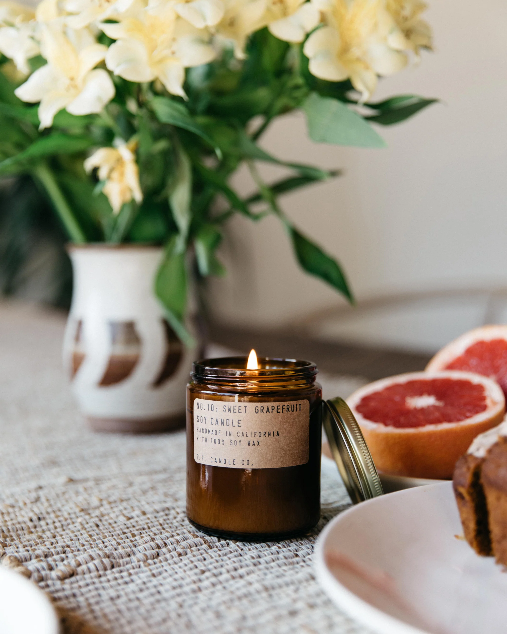 P.F. Candle Co. 7.2oz Standard Jar Candle - Sweet Grapefruit - Image 4