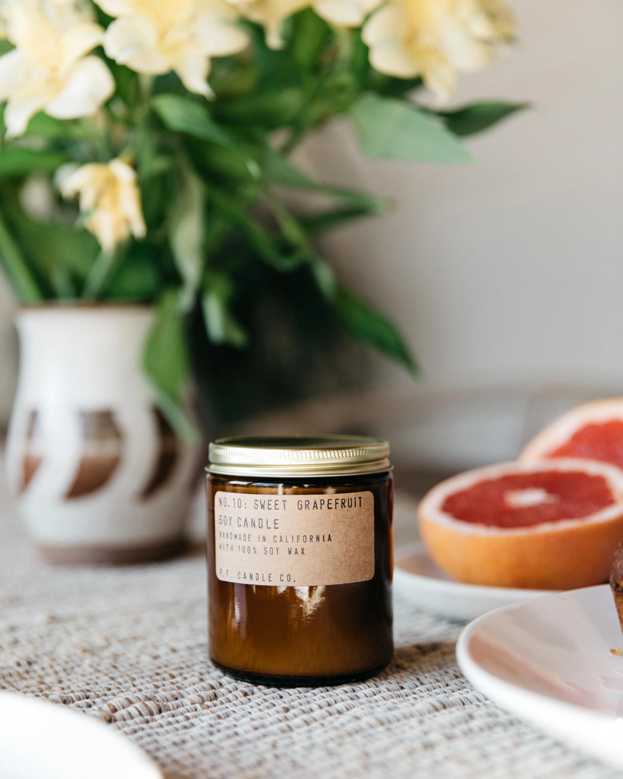 P.F. Candle Co. 7.2oz Standard Jar Candle - Sweet Grapefruit - Image 5