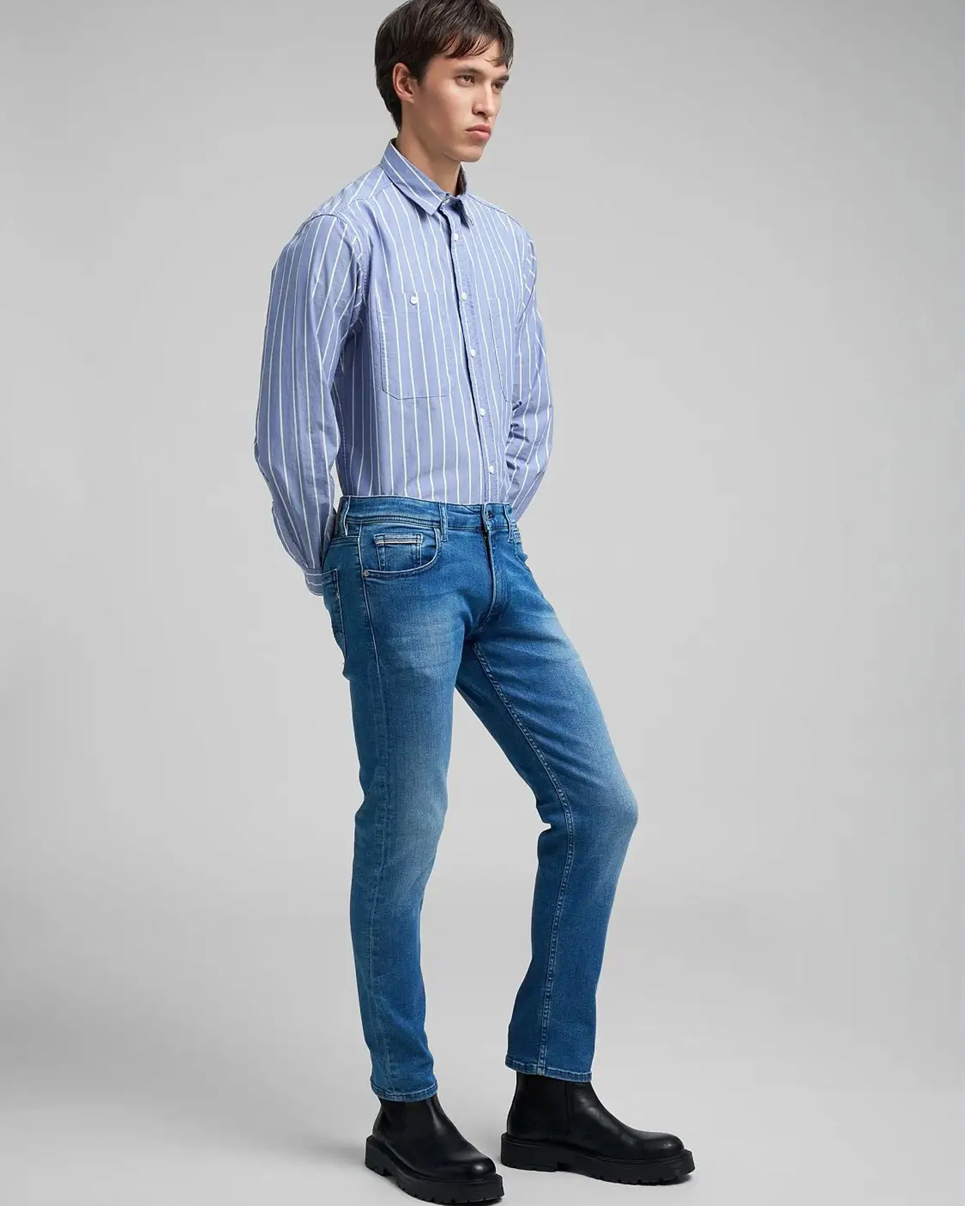 Replay Grover Straight Fit Mens Jeans - Medium Blue - Image 5