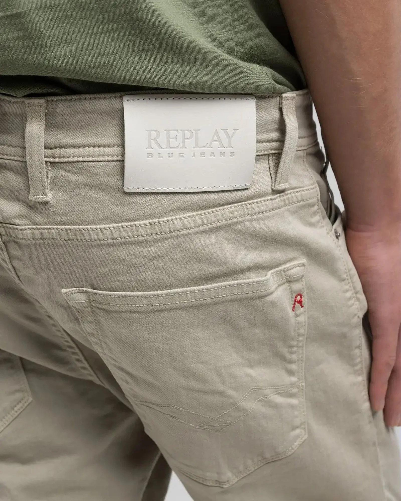 Replay RBJ.981 Tapered Fit Bermuda Shorts - Oatmeal Beige - Image 2