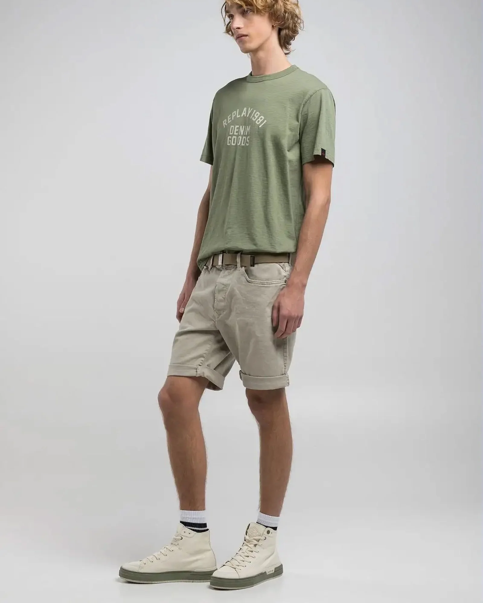 Replay RBJ.981 Tapered Fit Bermuda Shorts - Oatmeal Beige - Image 3