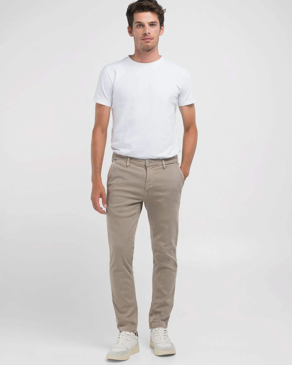 Replay Zeumar Hyperchino Colour XLITE Slim Mens Jeans - Sand - Image 4