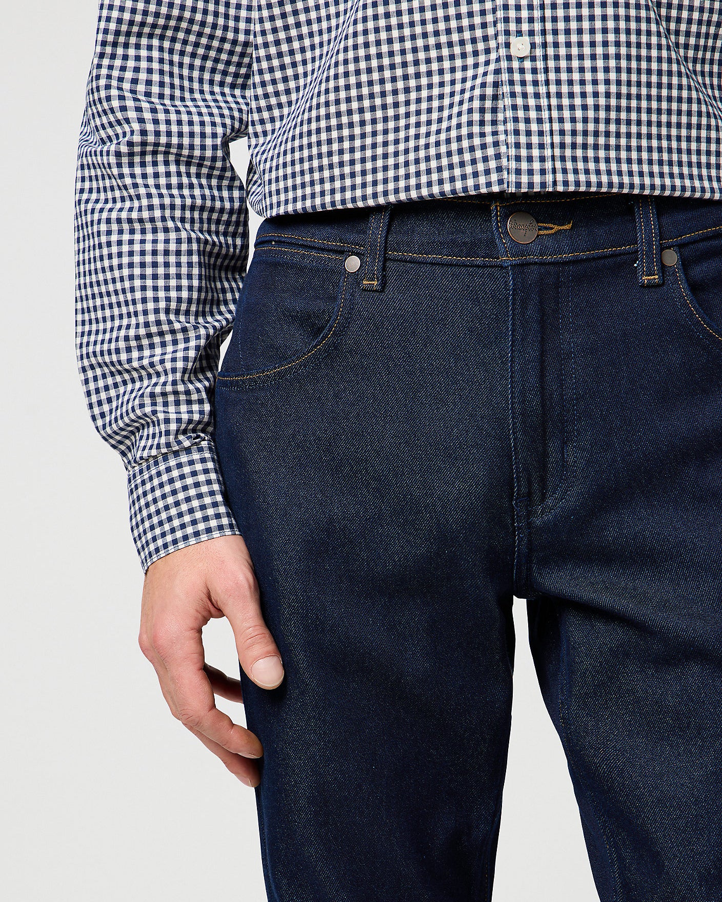Wrangler Greensboro Epic Soft Lightweight Regular Fit Mens Jeans - Moonlight Rinse - Image 3