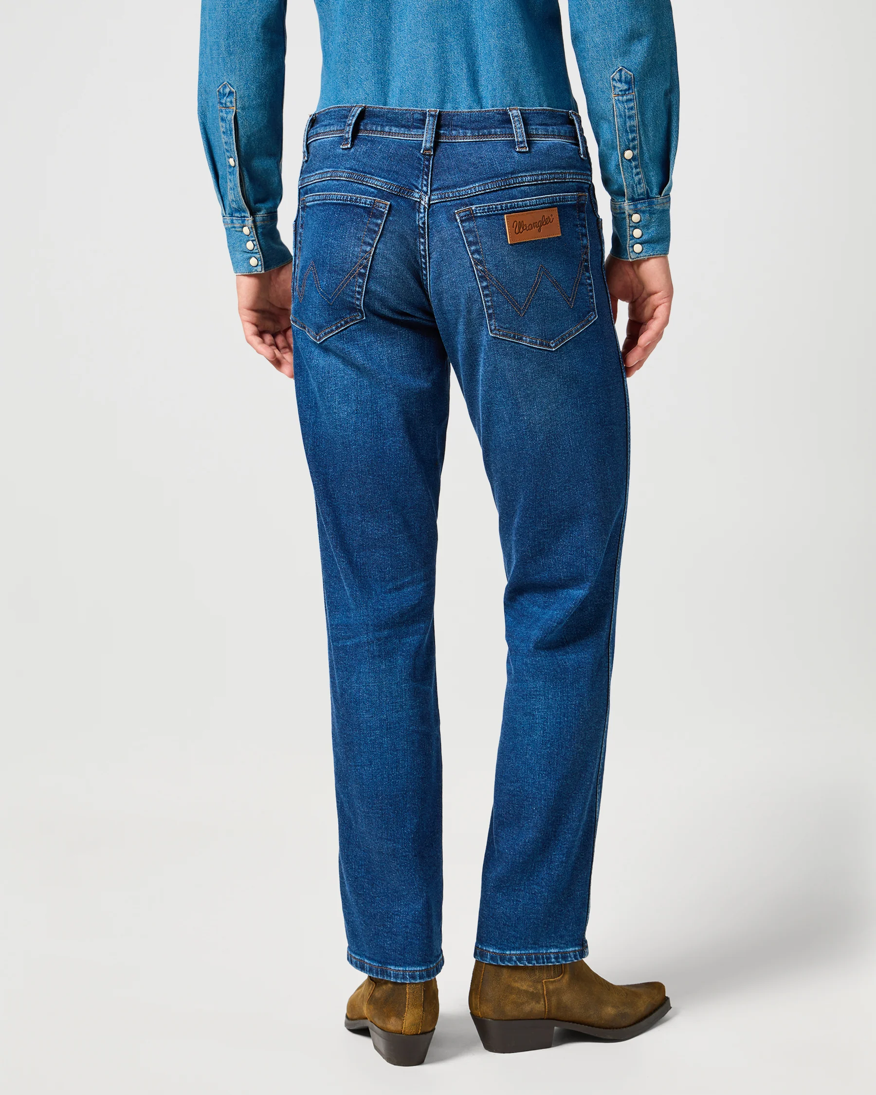 Wrangler Texas Stretch Authentic Straight Brushed Mens Jeans - Shadow Jeans - Image 3