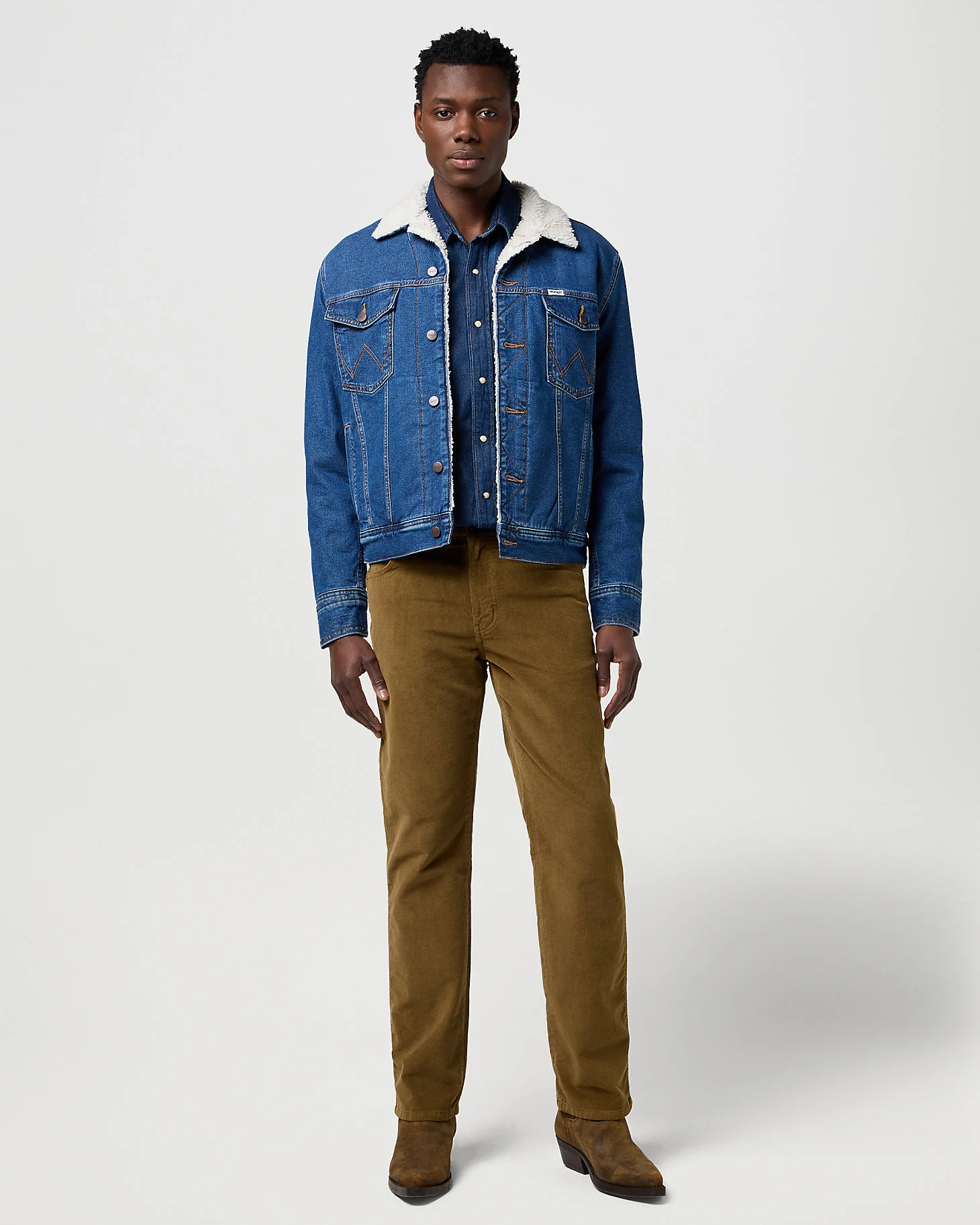 Wrangler Texas Stretch Authentic Straight Mens Cords - Kangaroo - Image 4