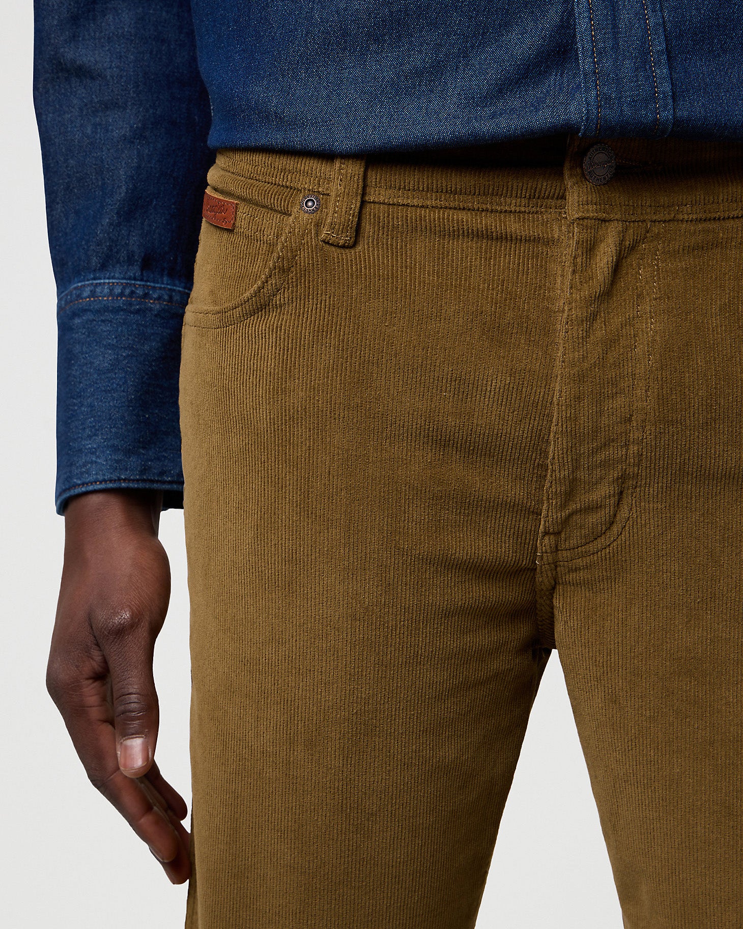 Wrangler Texas Stretch Authentic Straight Mens Cords - Kangaroo - Image 5